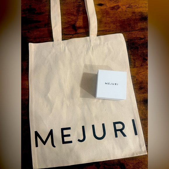 Mejuri Accessories - 💙Mejuri | tote and box